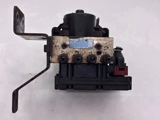 Picture of (Used) 2011 Workhorse Custom Chassis W62, Wabco ABS MODULATOR VALVE 