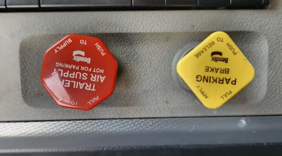 Picture of (Used) 2021 Freightliner Cascadia 126, MISCELLANEOUS DASH SWITCHES