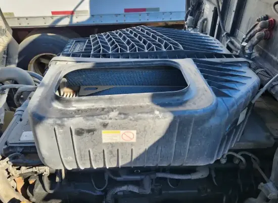 Picture of (Used) 2018 Western Star 5700, AIR CLEANER