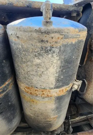 Picture of (Used) 2018 Western Star 5700, AIR TANK (2)