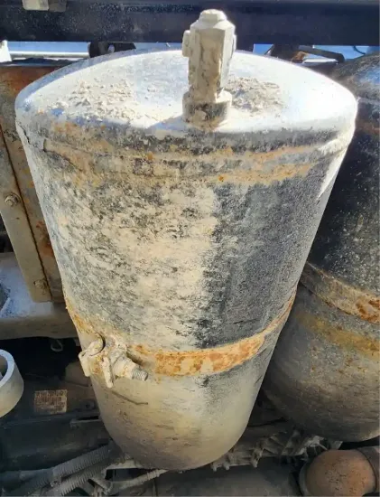 Picture of (Used) 2018 Western Star 5700, AIR TANK (1)