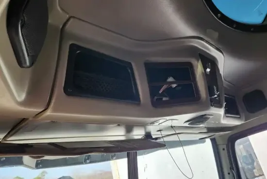 Picture of (Used) 2018 Western Star 5700, OVERHEAD STORAGE CONSOLE