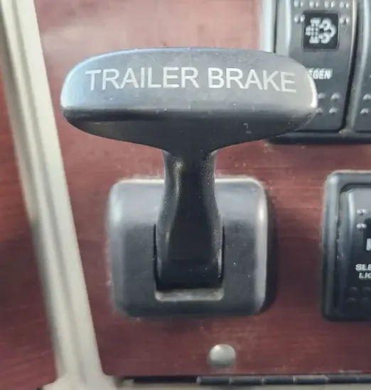Picture of (Used) 2018 Western Star 5700, MISCELLANEOUS DASH SWITCHES