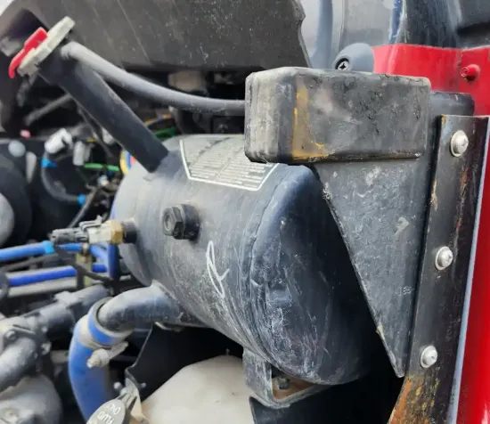Picture of (Used) 2021 Kenworth T370, RADIATOR OVERFLOW BOTTLE