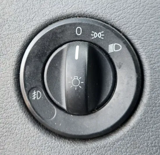 Picture of (Used) 2020 Freightliner Cascadia 125, MISCELLANEOUS DASH SWITCHES