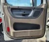 Picture of (Used) 2020 Freightliner Cascadia 125, INTERIOR DOOR PANEL