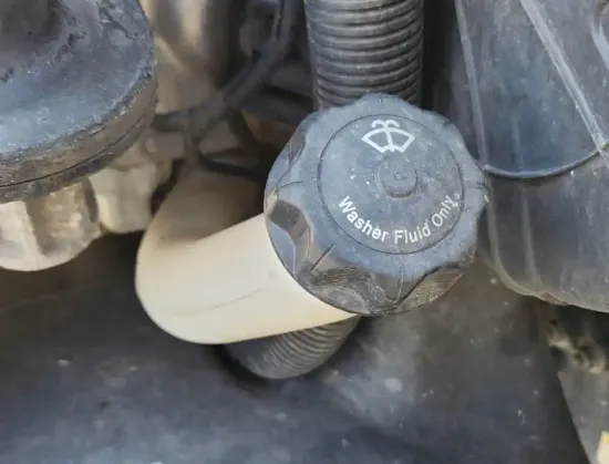 Picture of (Used) 2020 Freightliner Cascadia 125, WASHER BOTTLE