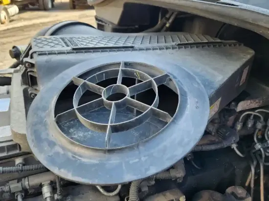 Picture of (Used) 2020 Freightliner Cascadia 125, AIR CLEANER