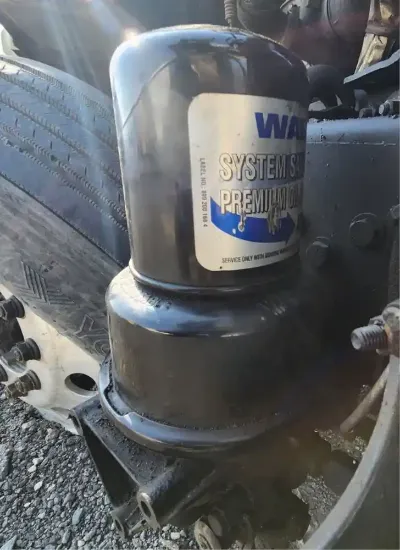 Picture of (Used) 2020 Freightliner Cascadia 125, AIR DRYER