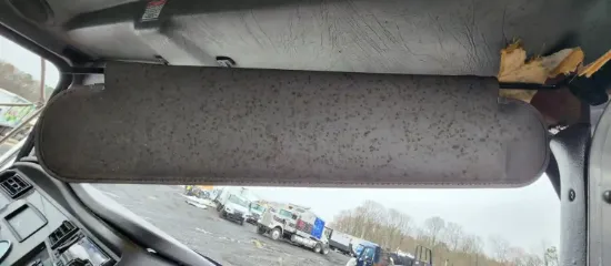 Picture of (Used) 2021 Kenworth T370, SUN VISOR