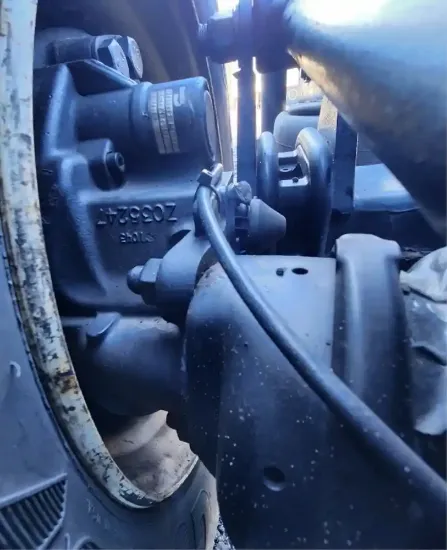 Picture of (Used) 2022 Peterbilt 579, BRAKE CALIPER REAR TANDEM