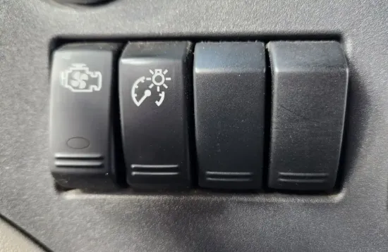 Picture of (Used) 2022 Peterbilt 579, MISCELLANEOUS DASH SWITCHES