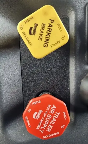 Picture of (Used) 2022 Peterbilt 579, MISCELLANEOUS DASH SWITCHES