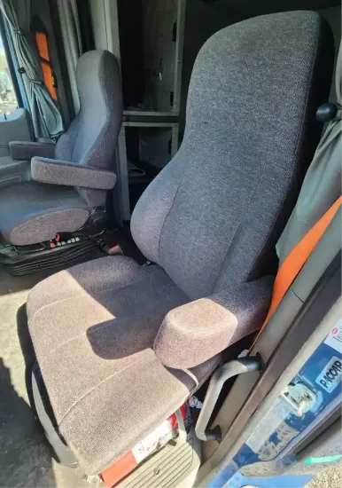 Picture of (Used) 2022 Peterbilt 579, SEAT