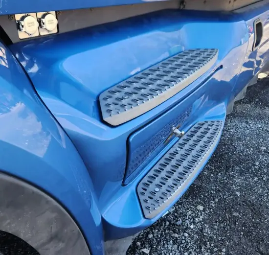 Picture of (Used) 2022 Peterbilt 579, TANK FAIRINGS