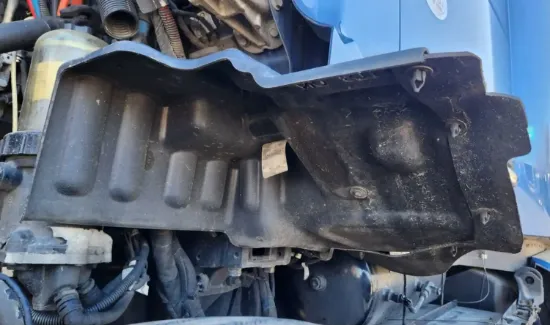 Picture of (Used) 2022 Peterbilt 579, FENDER LINER CAB