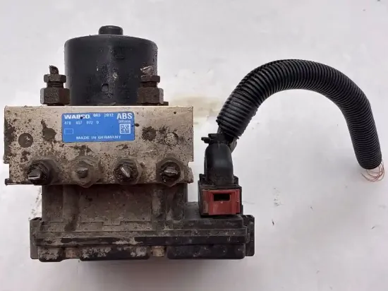 Picture of (Used) 2012 Workhorse Custom Chassis W42, Wabco ABS MODULATOR VALVE 