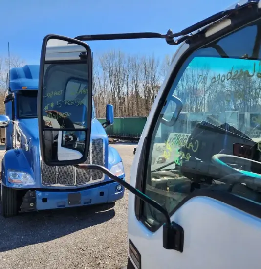 Picture of (Used) 2004 GMC W4500, SIDE VIEW MIRROR