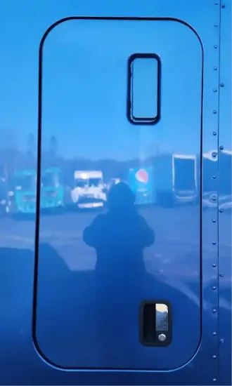 Picture of (Used) 2022 Peterbilt 579, ACCESS DOOR