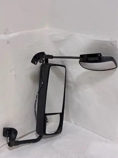 Picture of (Used) 2006 Volvo VNM, Cab & Cab Parts SIDE VIEW MIRRORS