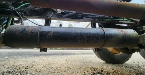 Picture of (Used) 2006 Freightliner Columbia 112, AIR TANK (2)