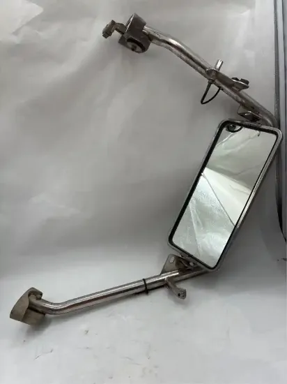 Picture of (Used) 2004 Mack CH613, SIDE VIEW MIRROR,