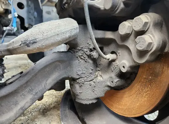 Picture of (Used) 2023 Kenworth T680, FRONT SPINDLE/KNUCKLE