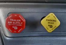 Picture of (Used) 2023 Kenworth T680, MISCELLANEOUS DASH SWITCHES