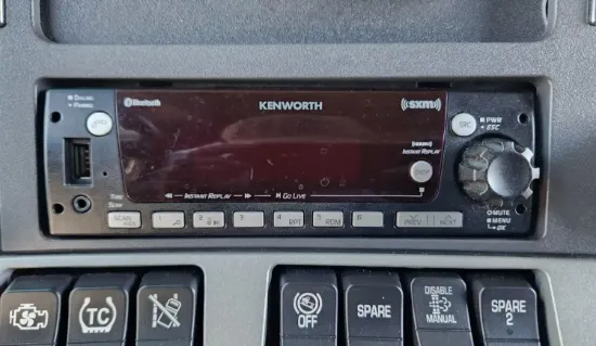 Picture of (Used) 2023 Kenworth T680, RADIO