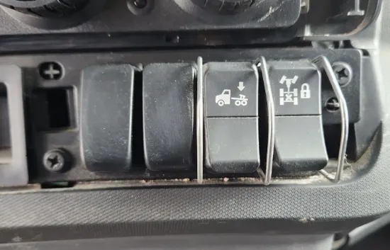 Picture of (Used) 2026 Kenworth T680, MISCELLANEOUS DASH SWITCHES