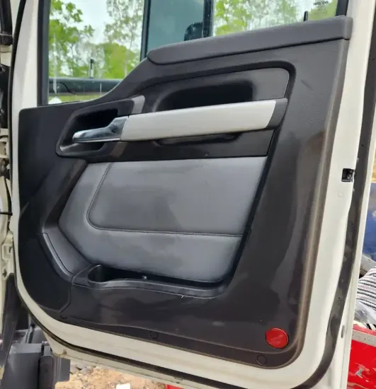 Picture of (Used) 2026 Kenworth T680, INTERIOR DOOR PANEL
