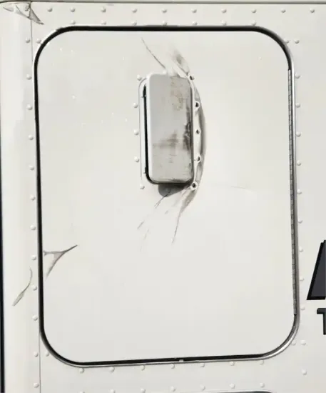 Picture of (Used) 2026 Kenworth T680, ACCESS DOOR