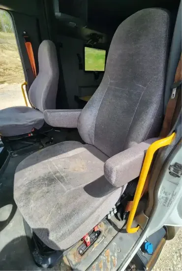 Picture of (Used) 2022 International LT625, SEAT