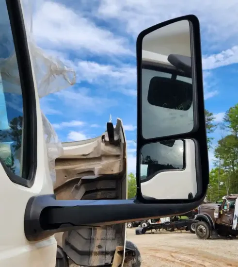 Picture of (Used) 2022 International LT625, SIDE VIEW MIRROR