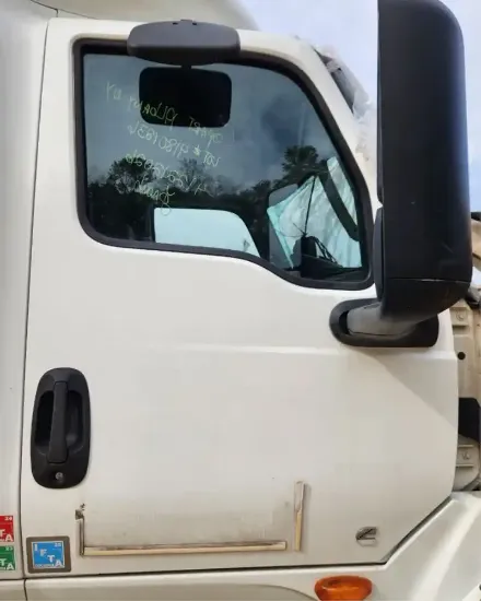 Picture of (Used) 2022 International LT625, DOOR