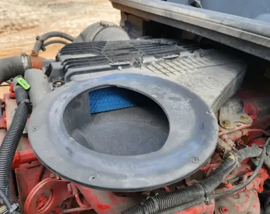 Picture of (Used) 2022 International LT625, AIR CLEANER