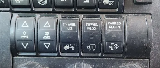 Picture of (Used) 2019 International LT625, MISCELLANEOUS DASH SWITCHES
