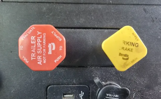 Picture of (Used) 2019 International LT625, MISCELLANEOUS DASH SWITCHES