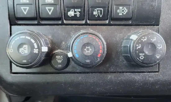Picture of (Used) 2019 International LT625, TEMPERATURE CONTROL ASSEMBLY