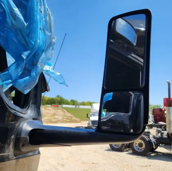 Picture of (Used) 2019 International LT625, SIDE VIEW MIRROR