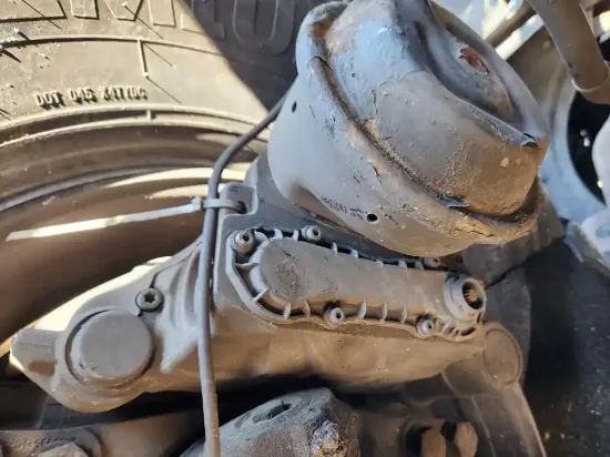 Picture of (Used) 2019 International LT625, BRAKE CALIPER FRONT AXLE BEAM