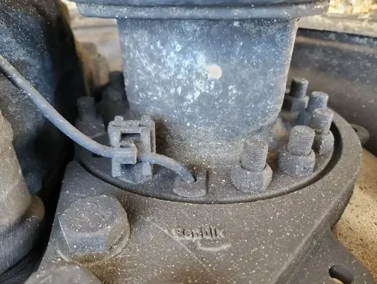 Picture of (Used) 2019 International LT625, REAR DIFFERENTIAL HUBS