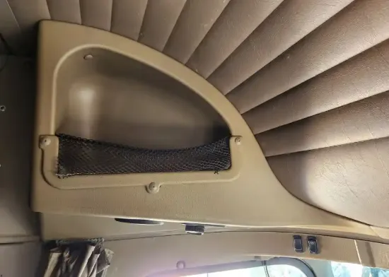 Picture of (Used) 2004 International 9400I, SLEEPER CABINETS