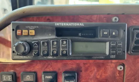 Picture of (Used) 2004 International 9400I, RADIO