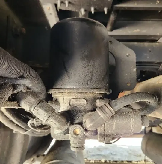 Picture of (Used) 2004 International 9400I, AIR DRYER