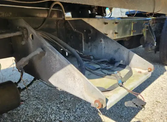 Picture of (Used) 2004 International 9400I, BATTERY BOX