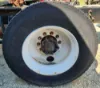 Picture of (Used) 2004 International 9400I, FRONT DIFFERENTIAL HUBS