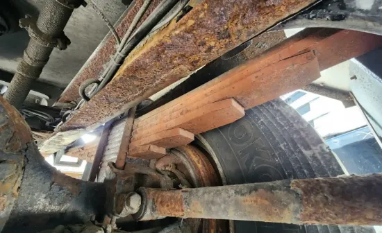 Picture of (Used) 2005 Freightliner M2 106, REAR LEAF SPRINGS