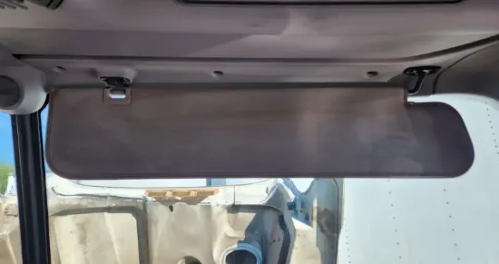 Picture of (Used) 2006 Freightliner Columbia 120, SUN VISOR