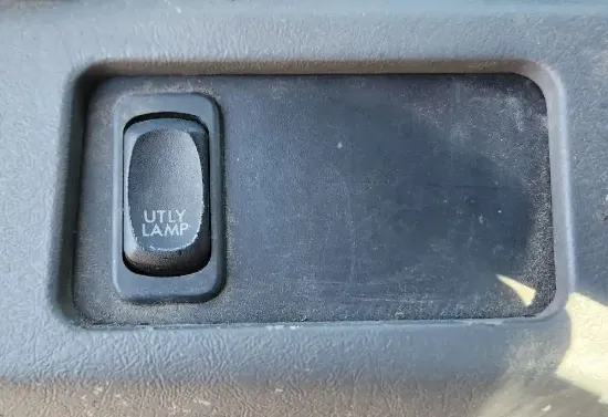 Picture of (Used) 2006 Freightliner Columbia 120, MISCELLANEOUS DASH SWITCHES